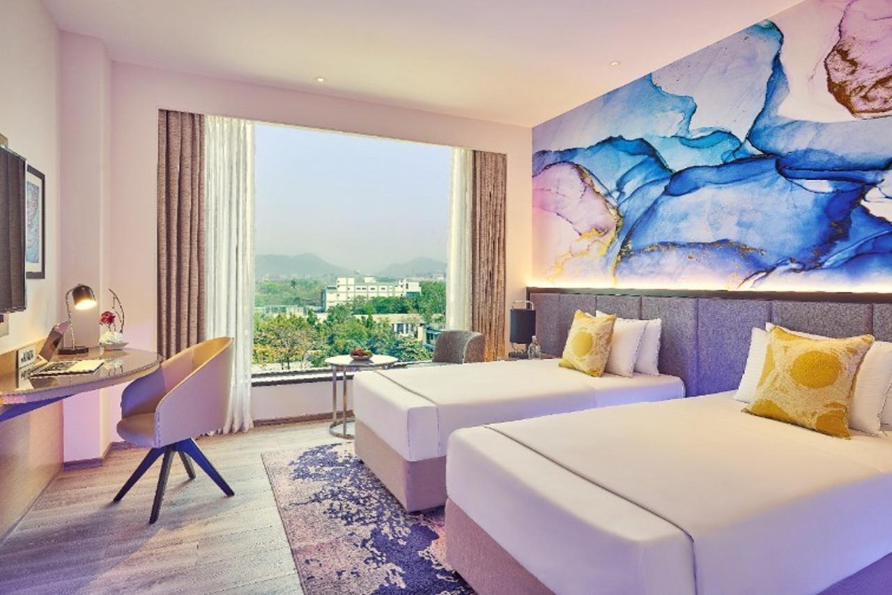 Vivanta Navi Mumbai Turbhe Exterior photo