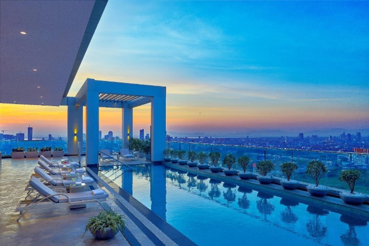 Vivanta Navi Mumbai Turbhe Exterior photo