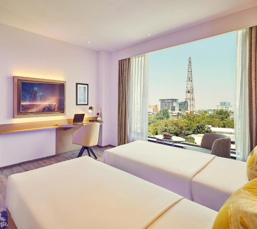Vivanta Navi Mumbai Turbhe Room photo